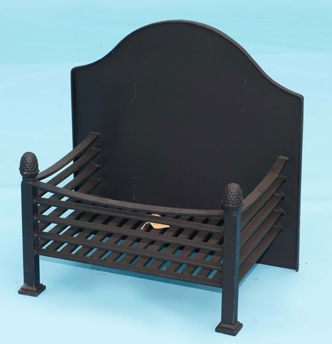 Fire grate with solid fire back