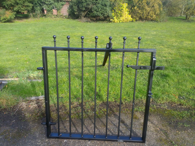 Small gate