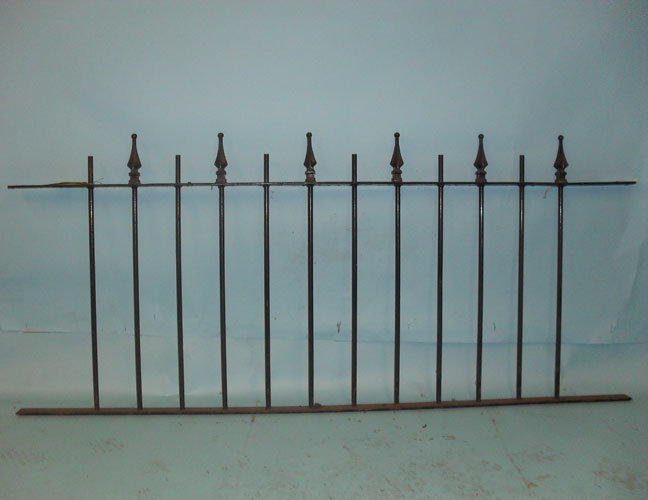 Railings with three dimensional finials